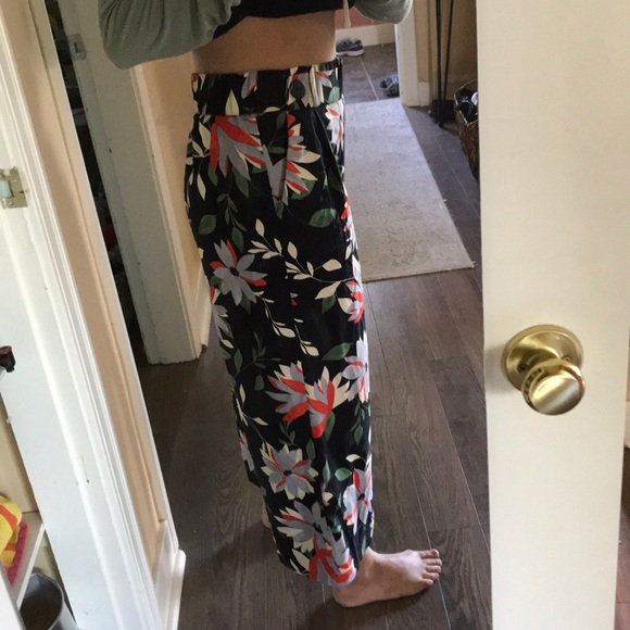 Zara pants - Picture 6 of 7